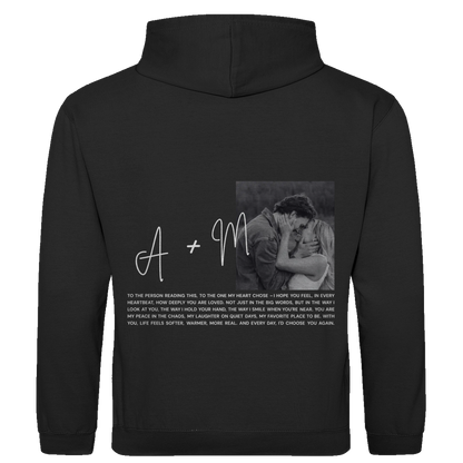 Personalisierter Hoodie "Heart Chosen"