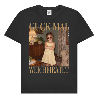 Personalisiertes Oversized T-Shirt "Guck mal wer heiratet"