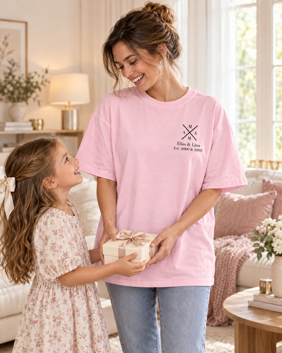 Personalisiertes T-Shirt "MAMA" X Design
