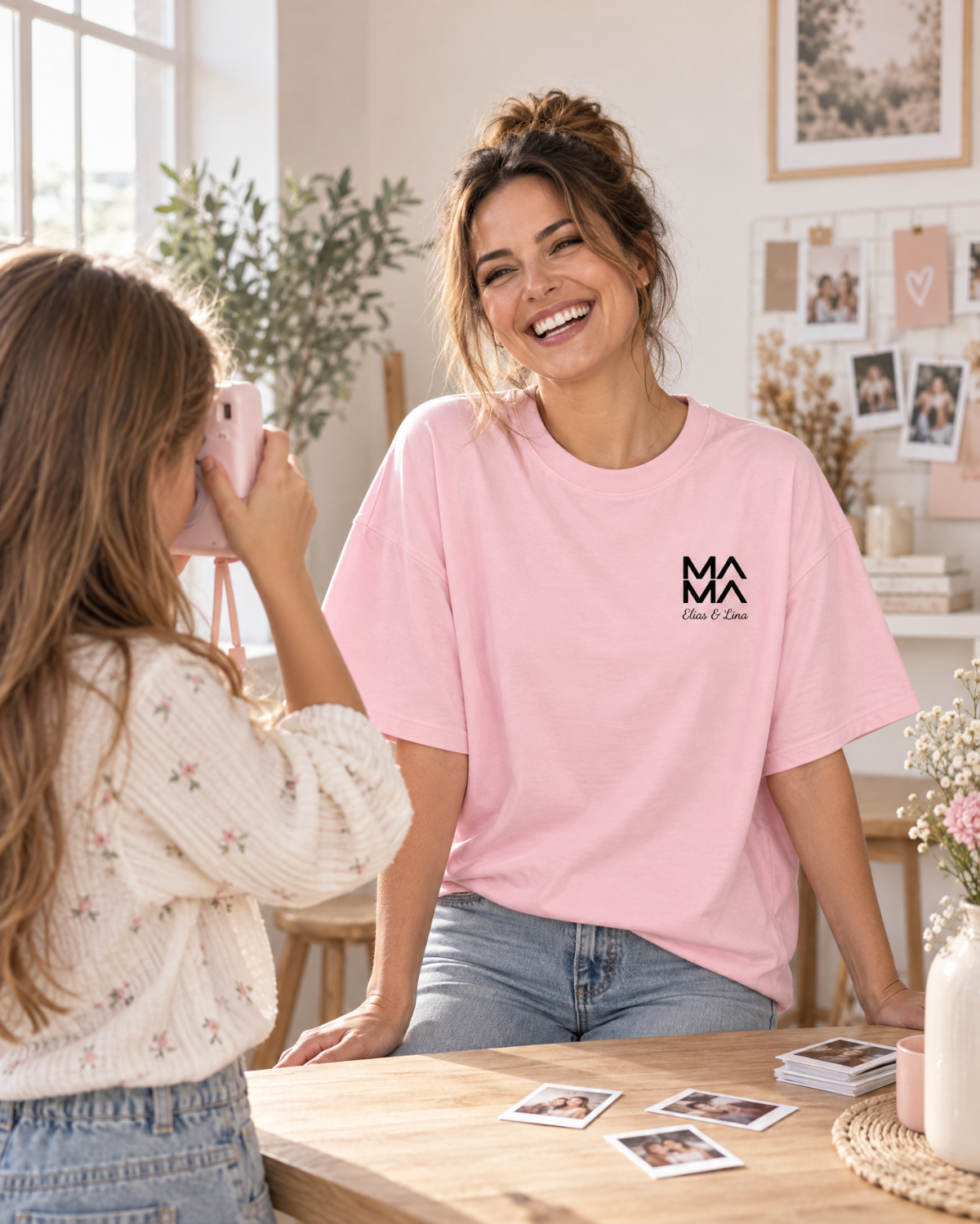 Personalisiertes Mama T-Shirt "Modern"