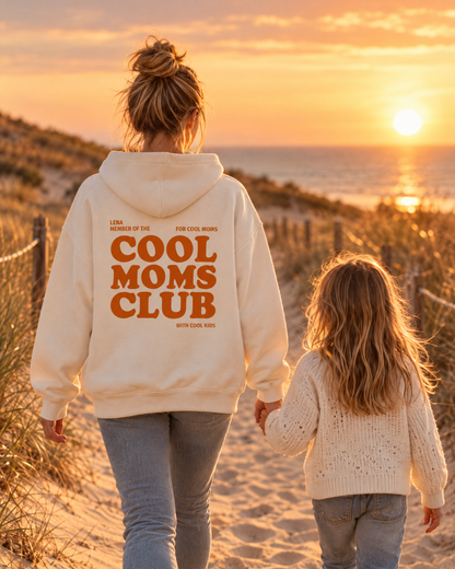 Personalisierter Hoodie "Cool Moms Club"